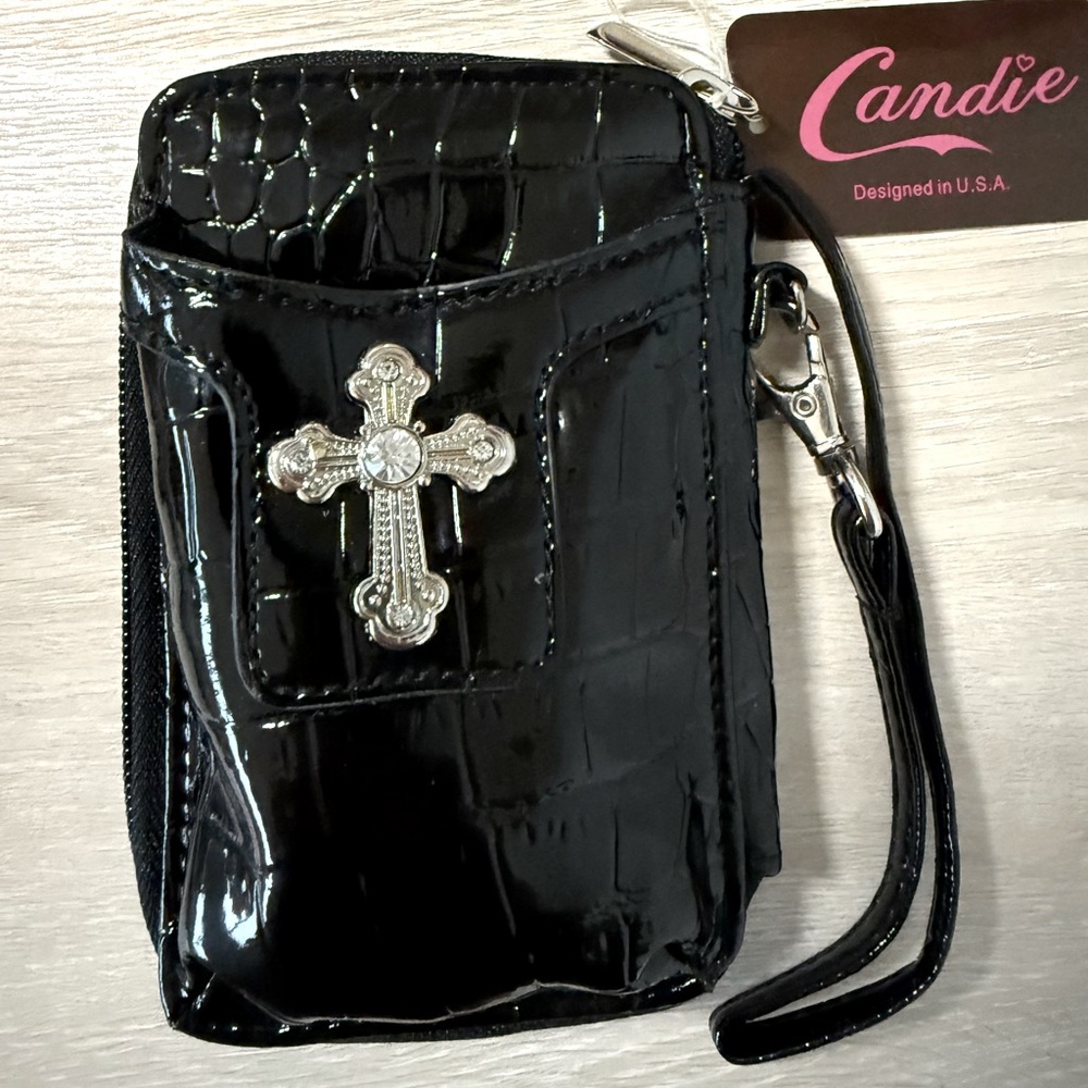 CANDIE BLACK CROC PATENT FAUX LEATHER WRISTLET WALLET NWT